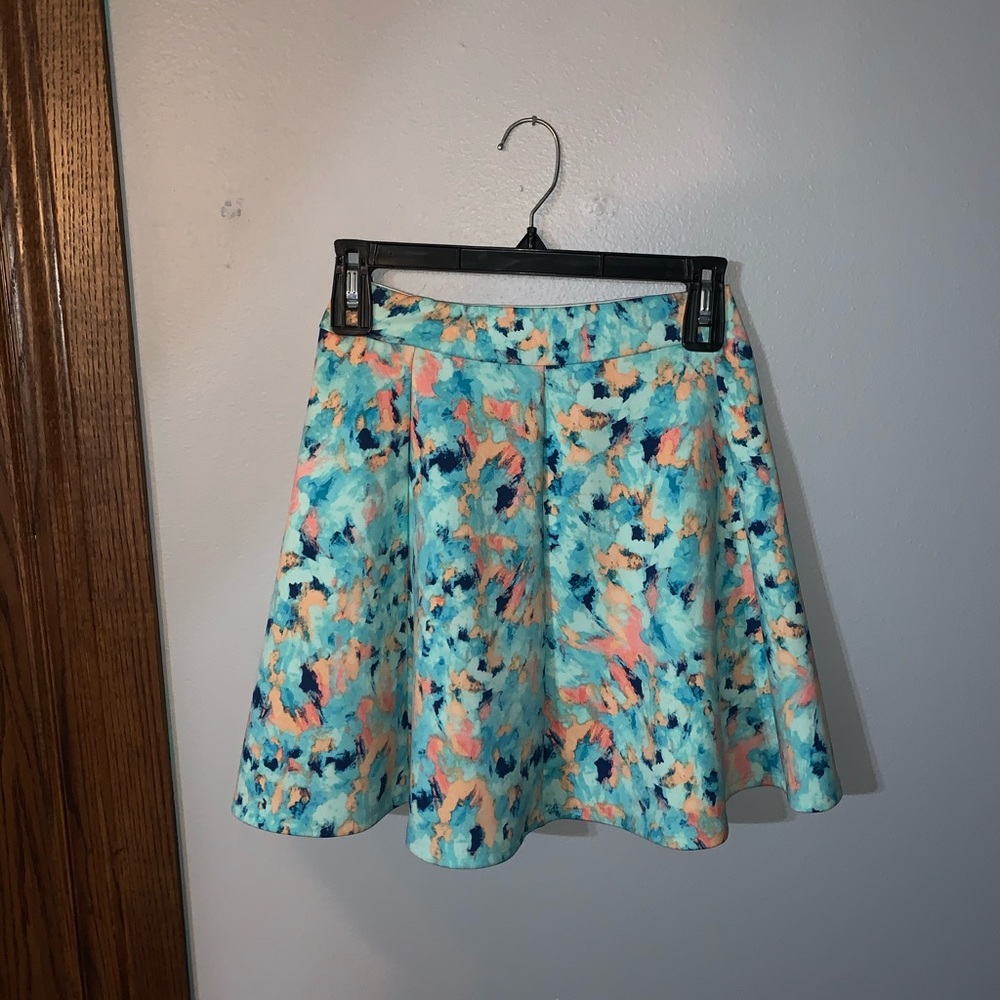 Two Piece Set - Picture 2 of 2